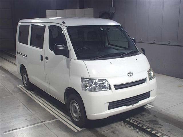 2255 Toyota Town ace van S402M 2018 г. (JU Gifu)